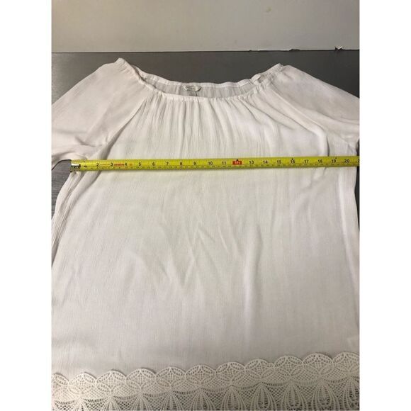 Est. 1946 Women’s Scoop Neck Wide Lace Trim White Blouse Size L - Picture 5 of 7